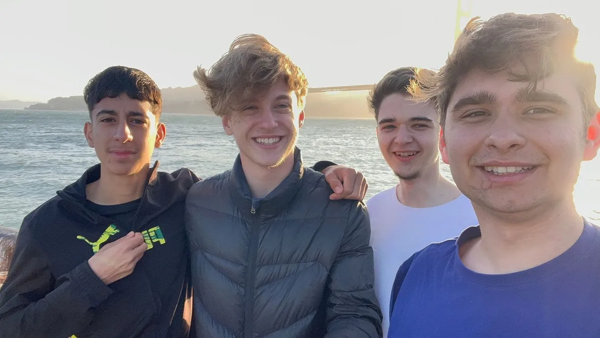 from left to right, vasile, cosmin, me and simone!